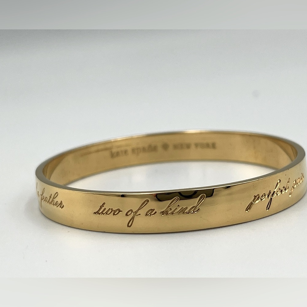 Kate Spade Friendship Birds of a Feather Gold Engraved Bangle 2351 - Picture 2 of 3
